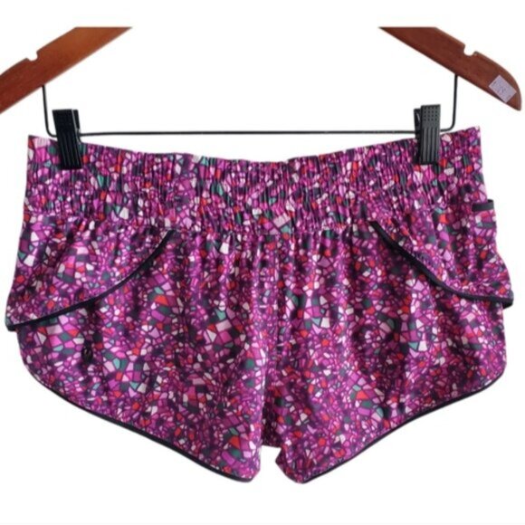 Lululemon Paradise Camo Multi Regal Plum Surf Short II Size M - Picture 2 of 9